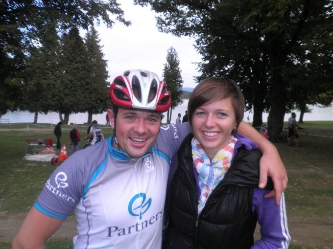 Ondřej Bílek se svou sestrou na vlastním cyklistickém závodu Partners 50 Podralsko