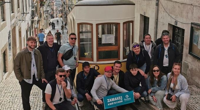 Nová generace lídrů hlavním tématem manažerského tripu do Portugalska